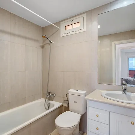 Terrazas Del Duque Fase2 アパート アデヘ